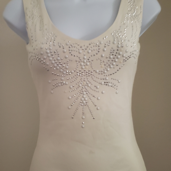 White Caché Pant Suit with Tank to Match - Picture 10 of 16